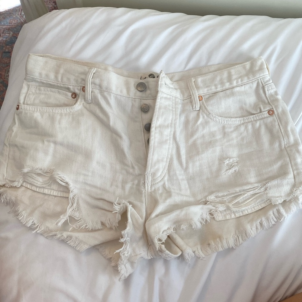 Free people jean shorts size 28
